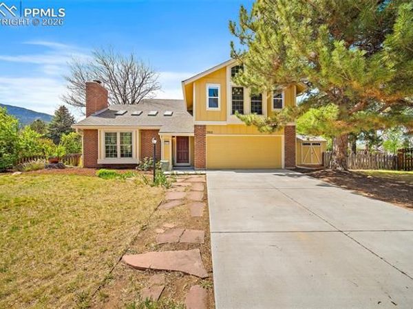3012 E Springlake Circle, Colorado Springs, CO 80906