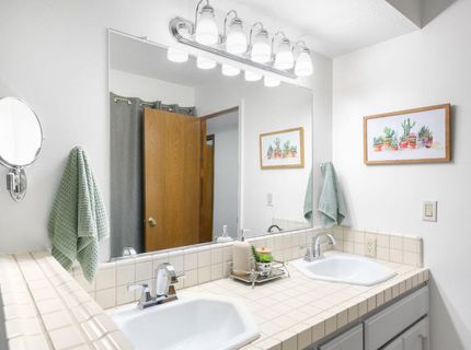 104 Oak Rim Way, Folsom, CA 95630 Photo