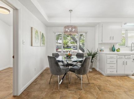 6721 Swenson Way, Sacramento, CA 95831 Photo