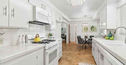 6721 Swenson Way, Sacramento, CA 95831 Photo