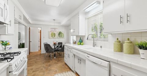 6721 Swenson Way, Sacramento, CA 95831 Photo