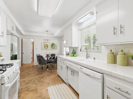 6721 Swenson Way, Sacramento, CA 95831 Photo