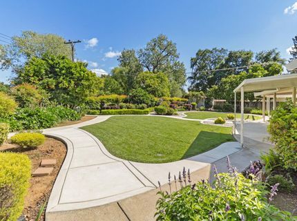 6721 Swenson Way, Sacramento, CA 95831 Photo