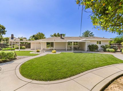 6721 Swenson Way, Sacramento, CA 95831 Photo