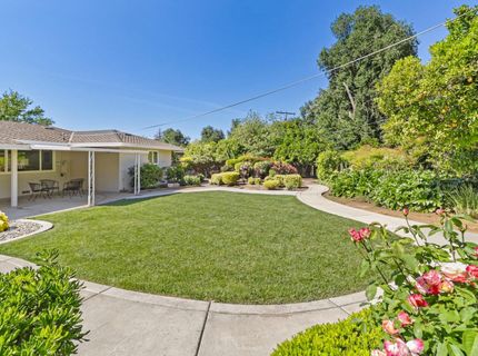 6721 Swenson Way, Sacramento, CA 95831 Photo