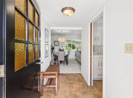 6721 Swenson Way, Sacramento, CA 95831 Photo