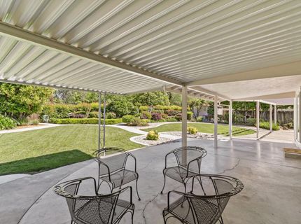 6721 Swenson Way, Sacramento, CA 95831 Photo