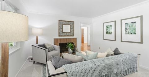 6721 Swenson Way, Sacramento, CA 95831 Photo