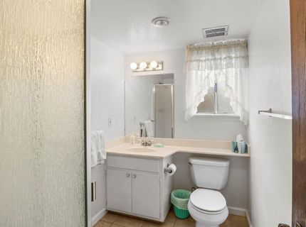 8003 Independence Ave, Stockton, CA 95209 Photo