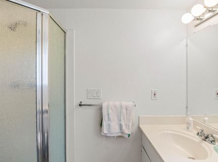 8003 Independence Ave, Stockton, CA 95209 Photo