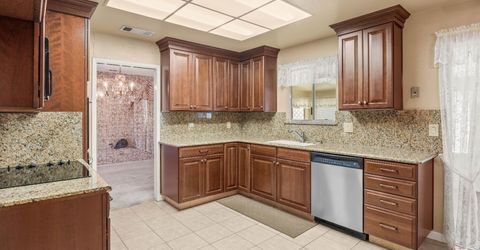 8003 Independence Ave, Stockton, CA 95209 Photo