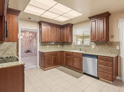 8003 Independence Ave, Stockton, CA 95209 Photo