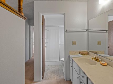 8003 Independence Ave, Stockton, CA 95209 Photo