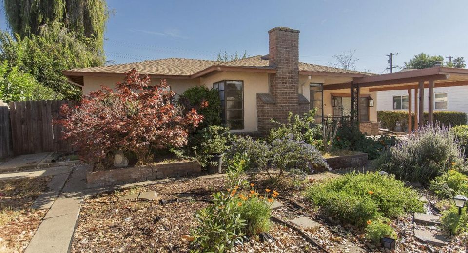 2074 W Monterey Ave, Stockton, CA 95204 Photo