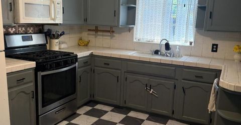 2074 W Monterey Ave, Stockton, CA 95204 Photo