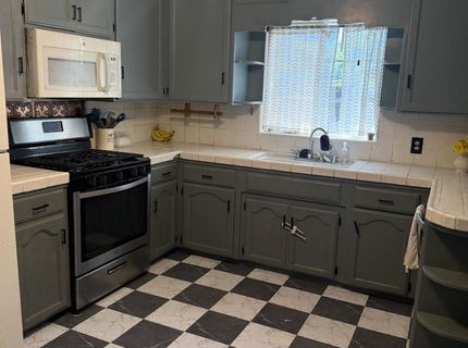 2074 W Monterey Ave, Stockton, CA 95204 Photo