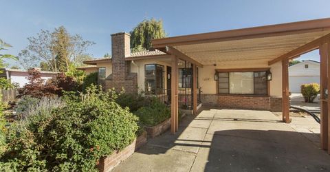 2074 W Monterey Ave, Stockton, CA 95204 Photo