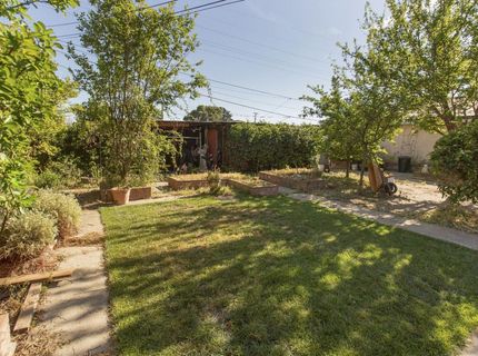 2074 W Monterey Ave, Stockton, CA 95204 Photo