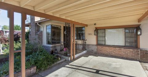 2074 W Monterey Ave, Stockton, CA 95204 Photo