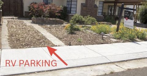 2074 W Monterey Ave, Stockton, CA 95204 Photo