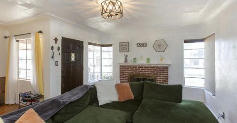 2074 W Monterey Ave, Stockton, CA 95204 Photo