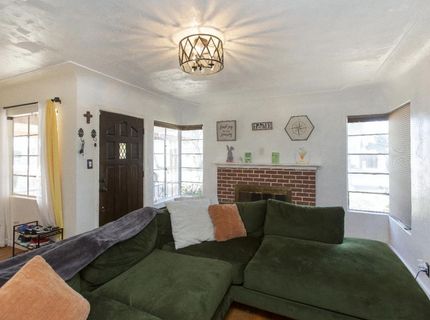 2074 W Monterey Ave, Stockton, CA 95204 Photo