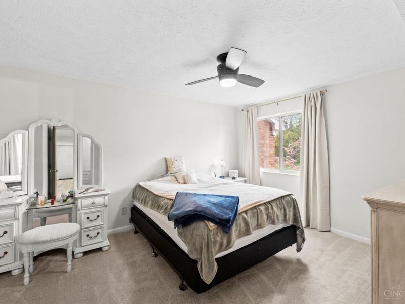 5984 Meadowcreek Drive, Unit 7, Milford, OH 45150 Photo 14