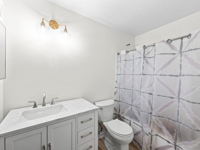 5984 Meadowcreek Drive, Unit 7, Milford, OH 45150 Photo 17