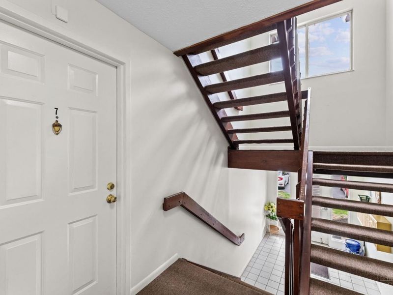 5984 Meadowcreek Drive, Unit 7, Milford, OH 45150 Photo 3