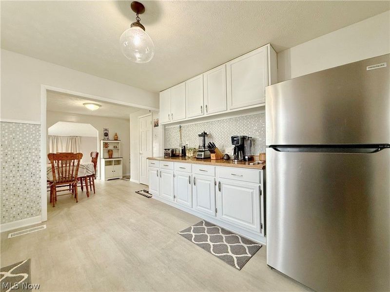 6 7th Street, Belpre, OH 45714 Photo 10