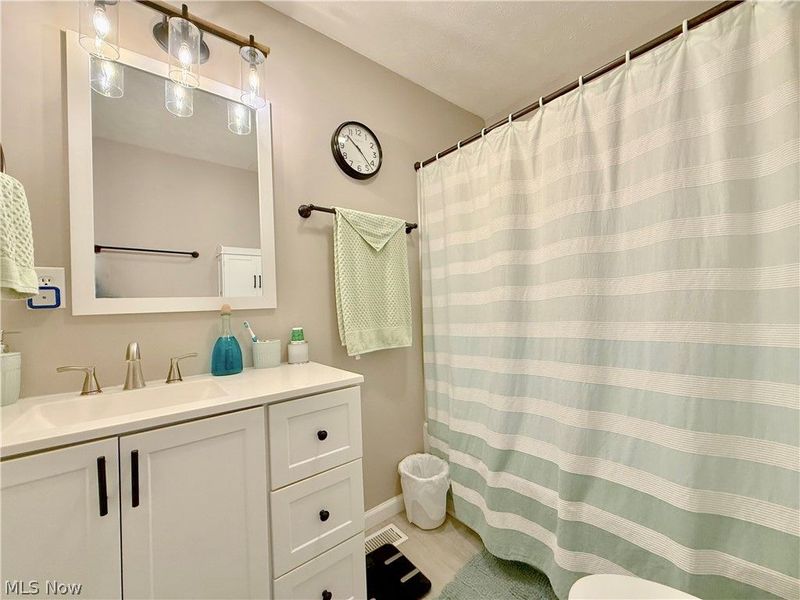 6 7th Street, Belpre, OH 45714 Photo 18