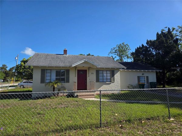 101 E ATWATER AVENUE , EUSTIS, FL 32726