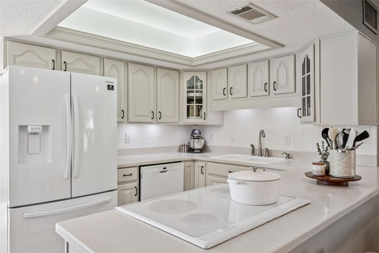 4202 Woodlynne Lane, Orlando, FL 32812 Photo