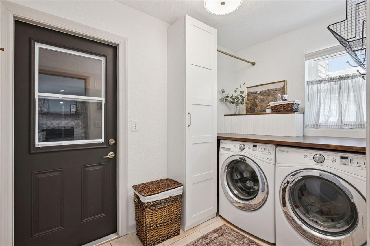 4202 Woodlynne Lane, Orlando, FL 32812 Photo