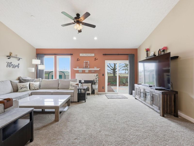 1176 Bergenia Drive, Reynoldsburg, OH 43068 Photo 10