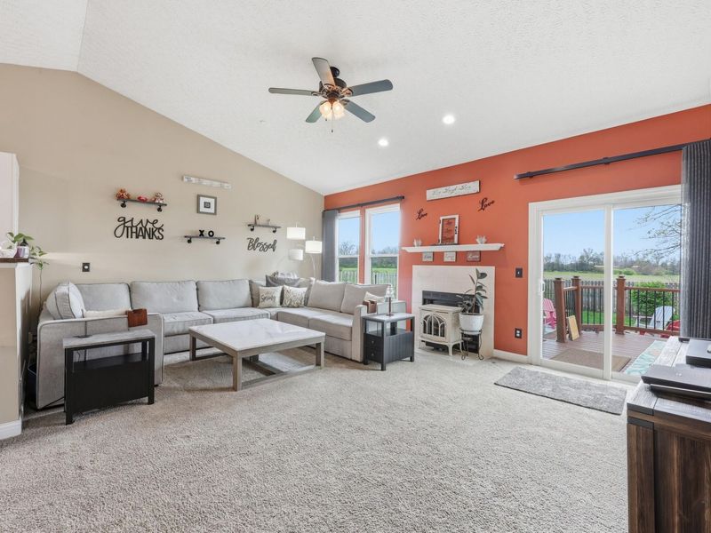 1176 Bergenia Drive, Reynoldsburg, OH 43068 Photo 7