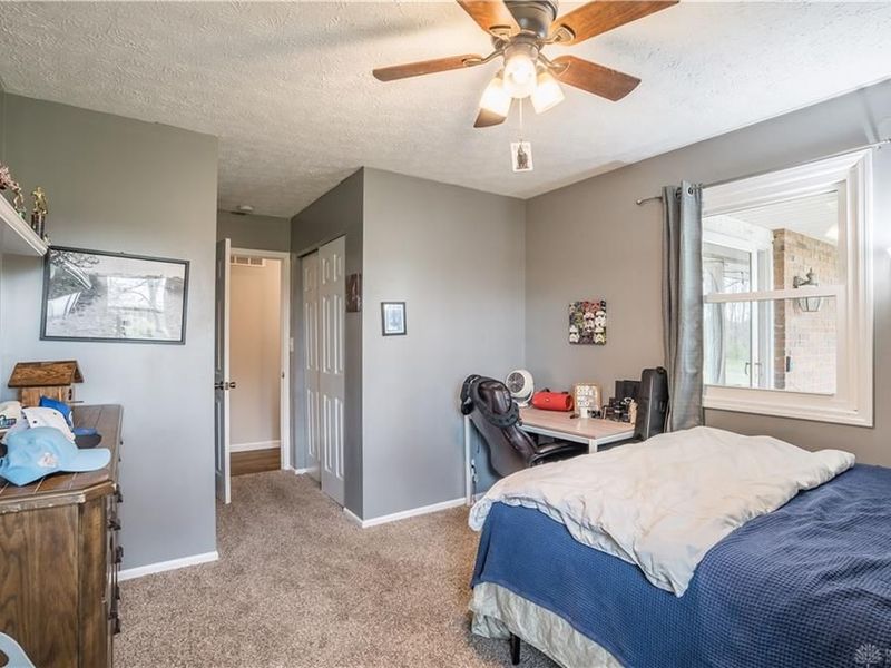 8555 Lochard Road, Sidney, OH 45365 Photo 17