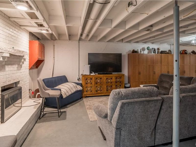 8555 Lochard Road, Sidney, OH 45365 Photo 33