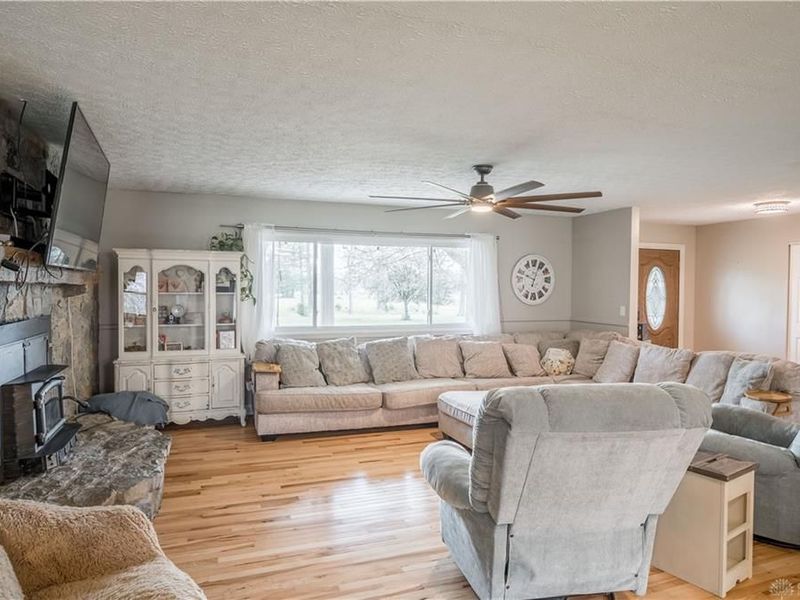 8555 Lochard Road, Sidney, OH 45365 Photo 8