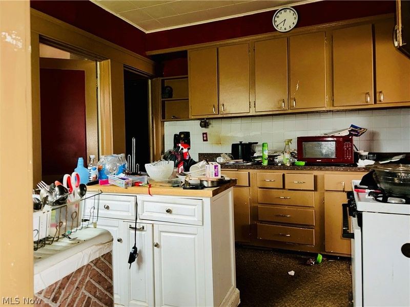 4721 Topper Avenue, Ashtabula, OH 44004 Photo 7