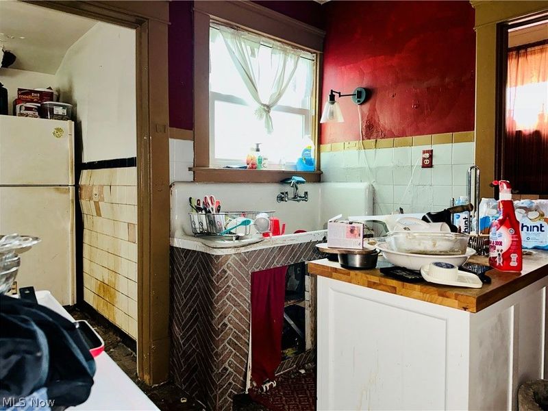 4721 Topper Avenue, Ashtabula, OH 44004 Photo 8