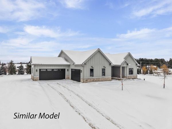 130 Jwana Circle, Oregon, WI 53575