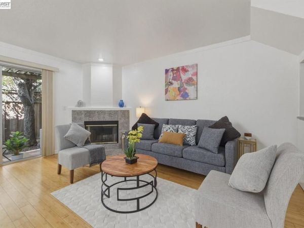 20153 Forest Ave, Unit 9, Castro Valley, CA 94546