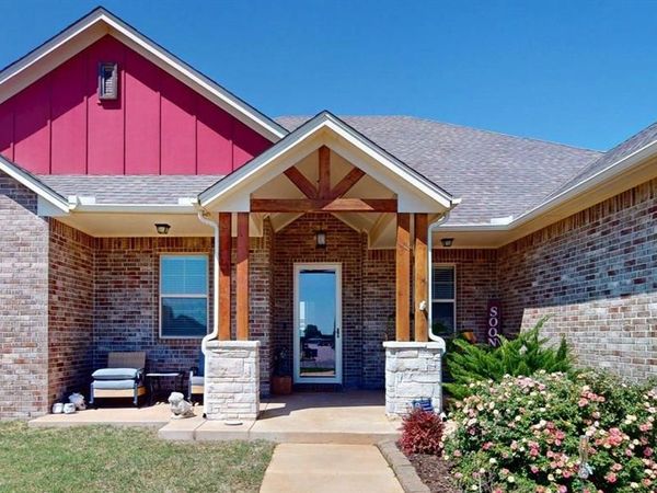 12733 SW 26th Street, Yukon, OK 73099