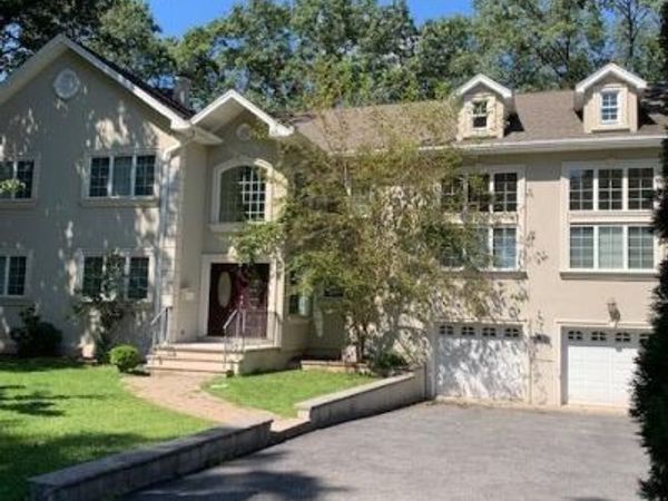 21 Addison Place, Ho-Ho-Kus, NJ 07423