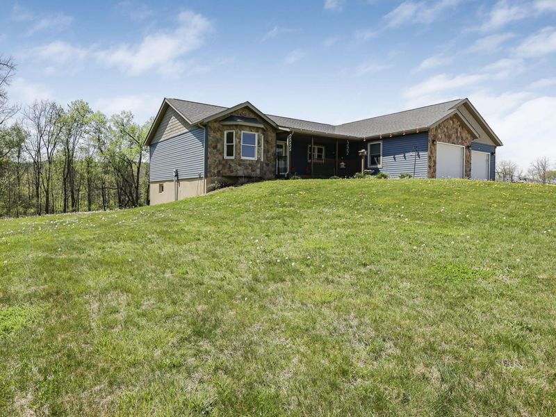 3737 Hopewell Indian Road, Glenford, OH 43739 Photo 2