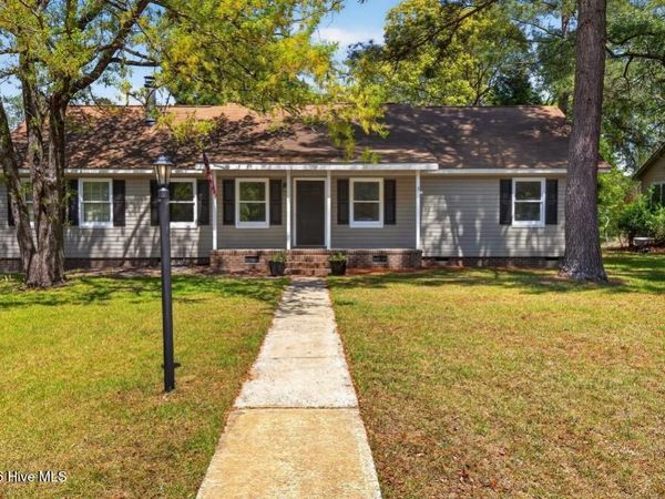 5801 Port Drive, New Bern, NC 28560