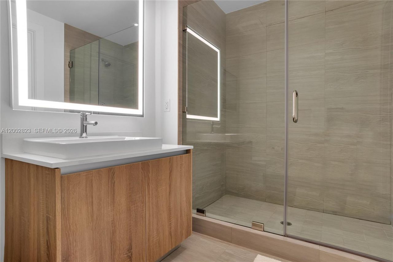 2960 NE 207 Th St, Unit 705, Aventura, FL 33180 Photo
