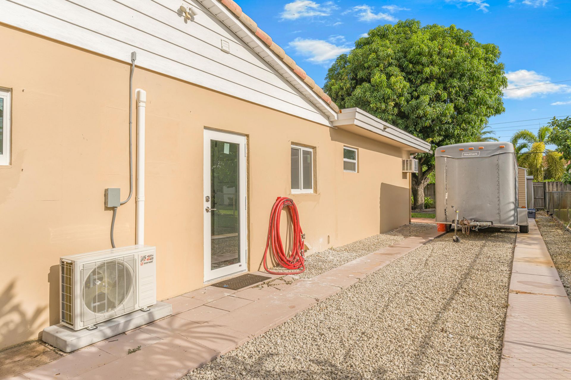 724 NE 2nd Street, Pompano Beach, FL 33060 Photo