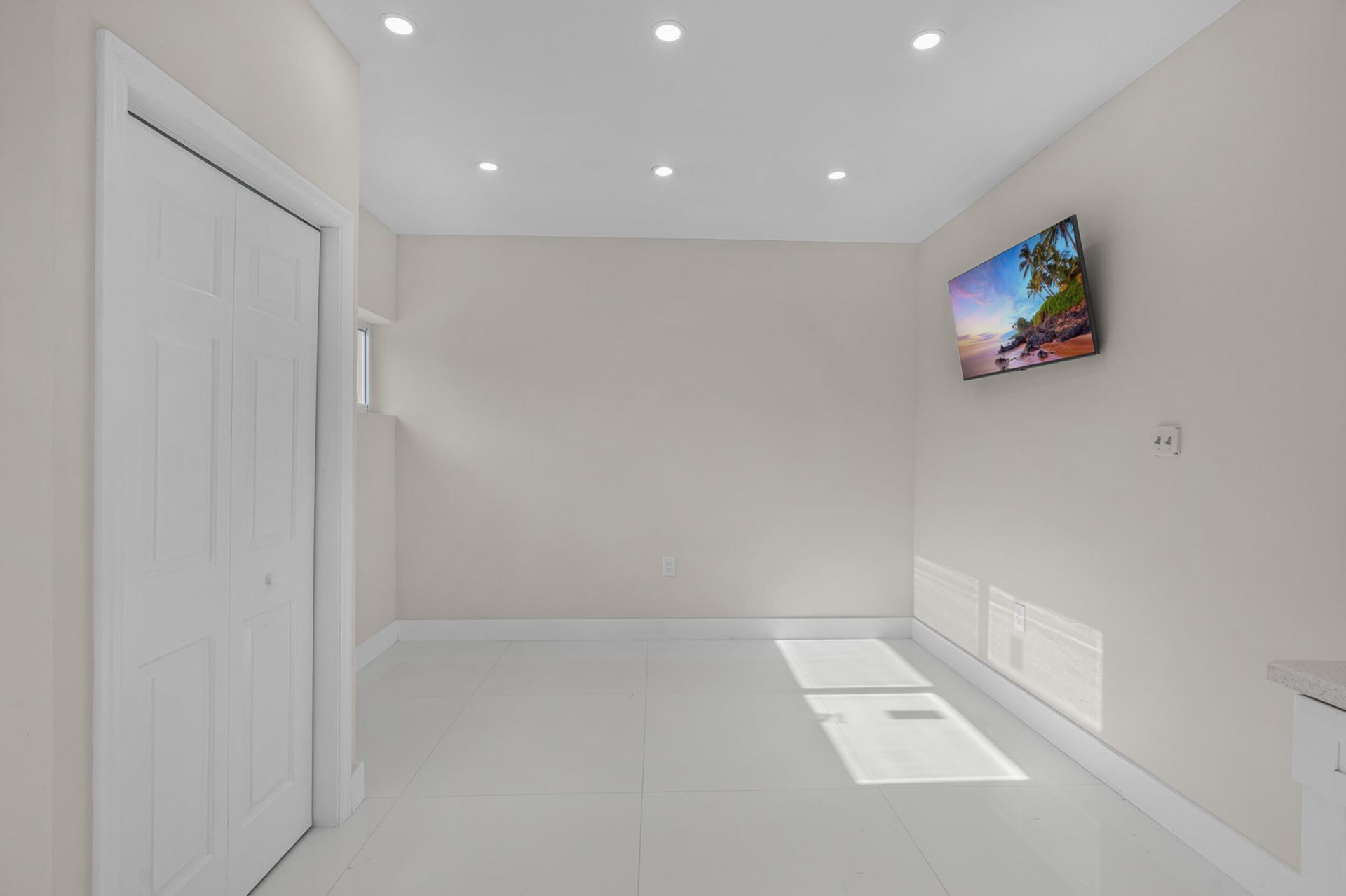 724 NE 2nd Street, Pompano Beach, FL 33060 Photo